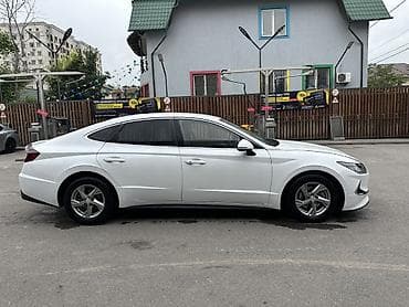 универса: Hyundai Sonata: 2019 г., 2 л, Автомат, Бензин, Седан — 7