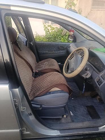 авто компании: Toyota Ipsum: 1996 г., 2 л, Автомат, Газ, Минивэн — 5