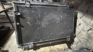 Радиатор охлаждения двигателя (с рамкой и креплениями) - Тип