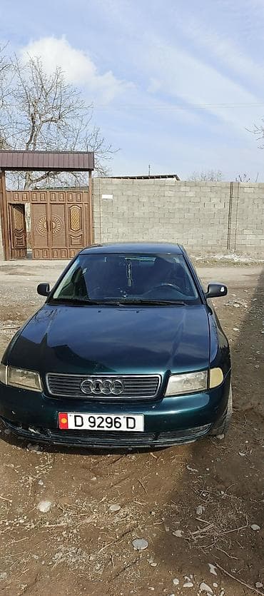 Audi A4: 1995 г., 1.6 л, Механика, Бензин, Седан