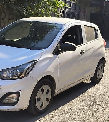 wuling mini ev: Chevrolet Spark: 2020 г., 1 л, Автомат, Бензин, Хэтчбэк — 3