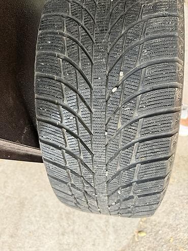 will cypha: Шины 235 / 45 / R 18, Зима, Б/у, Комплект, Легковые, Корея, Kumho — 1