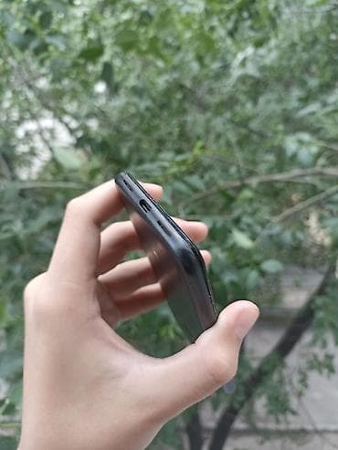pixel fold: Google Pixel 5, Б/у, 128 ГБ, цвет - Черный, 1 SIM — 10