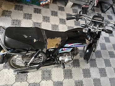 Мотоциклдер: Honda CD-70 — легкий и экономичный городской мотоцикл. Основные — 4