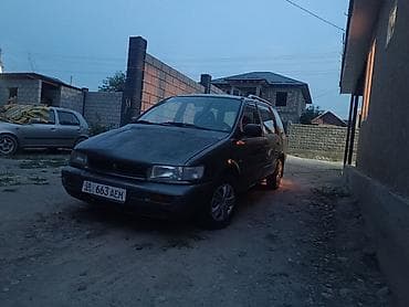 Унаа: Mitsubishi Space Wagon: 1992 г., 1.8 л, Кол менен иштөөчү, Дизель, Вэн/Минивэн — 1