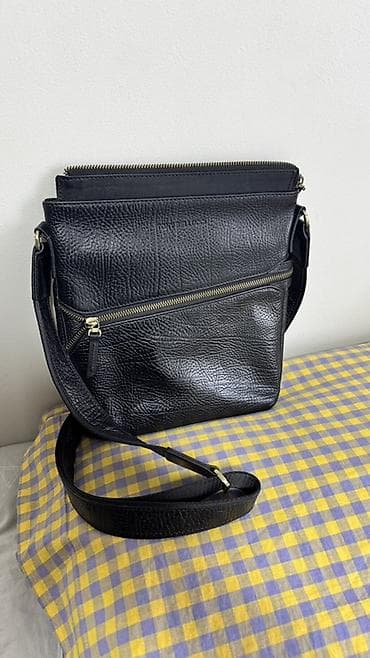 samsung note 9s: Сумка через плечо из черной фактурной кожи - Формат: вертикальная — 1