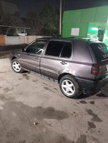 colf 2: Volkswagen Golf: 1992 г., 1.8 л, Механика, Бензин, Хэтчбэк — 4