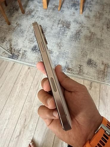 10 pro max: IPhone 16 Pro Max, Б/у, 512 ГБ, Natural Titanium, Зарядное устройство, Защитное стекло, Чехол, 93 % — 4