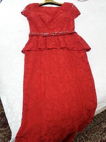 Платье ( рыбка ) идеально сидит по фигуре . Турецкое . Кружево