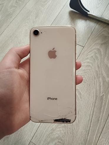 куплю стеклянные: IPhone 8, Б/у, 256 ГБ, Золотой, 100 % — 6