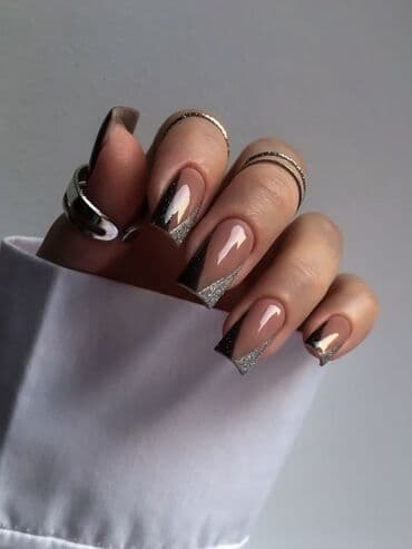 маникюр педикюр с выездом на дом: Выравнивание, Наращивание ногтей, Донаращивание ногтей, Маникюр, Одноразовые расходные материалы — 23