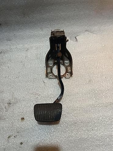 педаль сцепления: Педальный узел сцепления/тормоза для автомобиля - Полный узел с — 1