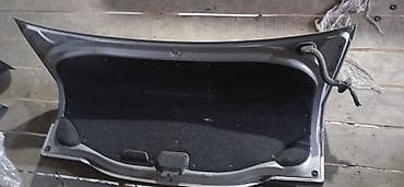 brevis: Крышка багажника Toyota, 2004 г., Б/у, Оригинал — 4