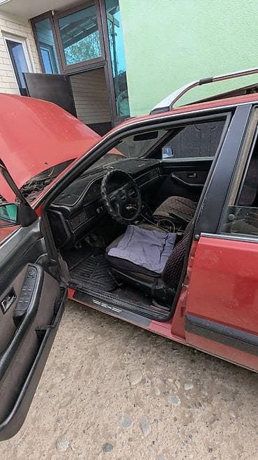 Продажа авто: Audi 100: 1989 г., 2 л, Механика, Бензин, Универсал — 3