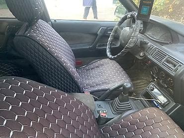 124 e500: Mitsubishi Lancer: 1988 г., 1.8 л, Механика, Бензин, Седан — 3