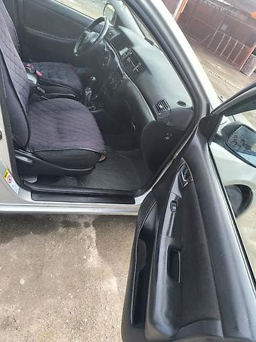gps tracker: Toyota Corolla: 2004 г., 1.6 л, Механика, Газ, Седан — 3