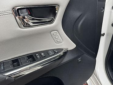 тайоьа: Toyota Avalon: 2016 г., 2.5 л, Автомат, Гибрид, Седан — 9