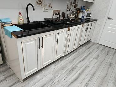 ручки для кухонной мебели в леруа мерлен: Классический кухонный гарнитур с фасадами в стиле неоклассика - Цвет — 6