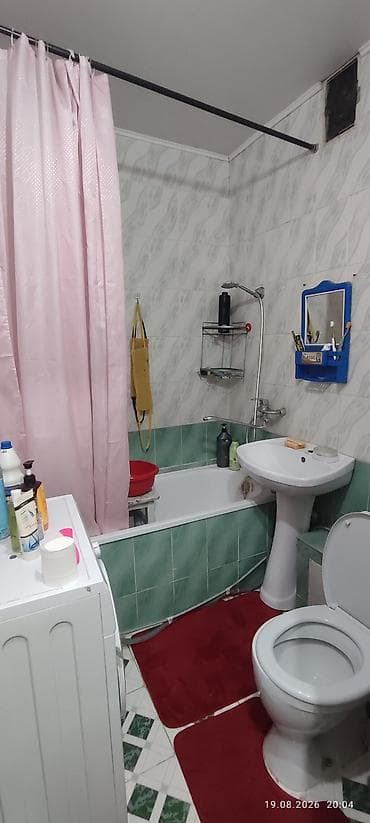 длиная: 1 комната, 40 м², Восток-5 мкр 106 серия, 5 этаж, Старый ремонт — 10
