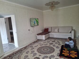 Үйдү ижарага алам: Үй, 500 кв. м, 4 бөлмө, Менчик ээси — 4