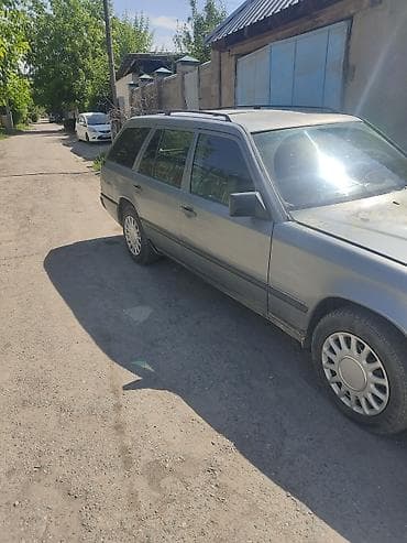focus 2: Mercedes-Benz W124: 1988 г., 2.3 л, Механика, Бензин, Универсал — 2