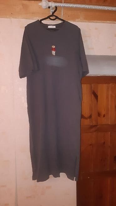 Женская одежда — несколько позиций. 1) Длинная