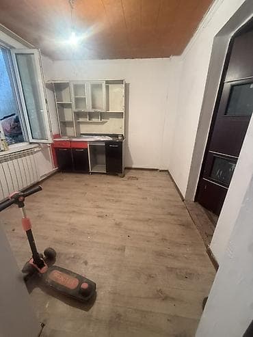 в туалет: Ак ордо конушунан Гагарина жолго жакын бут автобустар каттайт 2 ком — 3