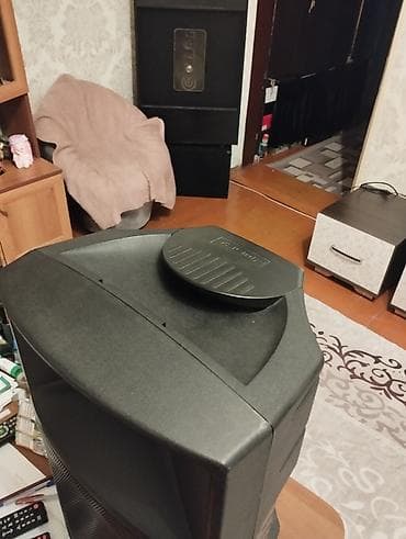 poco c 40: Продаю активные колонки Американского бренда Mackie thump12, мощность — 5
