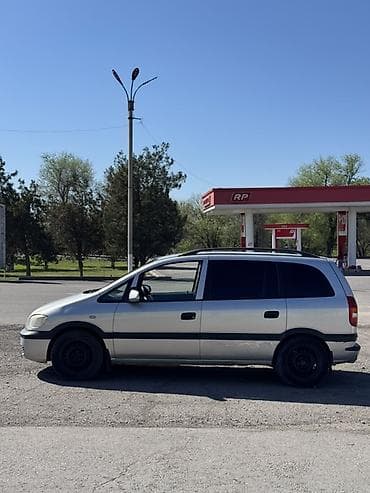 автомабил тико: Opel Zafira: 2001 г., 2.2 л, Автомат, Бензин, Минивэн — 4