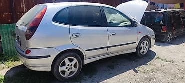 almer: Nissan Almera Tino: 2001 г. — 2