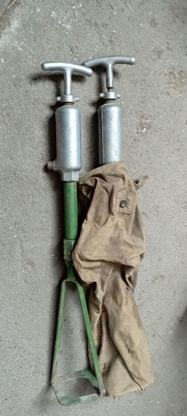 купить дом в новопавловке: Продаю! щеколды СССР насос для сада, хомуты Европа (3кг) — 5