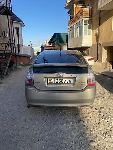 Продажа авто: Toyota Prius: 2004 г., 1.5 л, Автомат, Гибрид, Хэтчбэк — 2