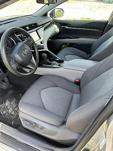 Унаа сатуу: Toyota Camry: 2020 г., 2.5 л, Вариатор, Гибрид, Седан — 4
