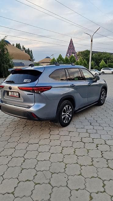 Toyota Highlander: 2022 г., 2.5 л, Автомат, Гибрид, Кроссовер