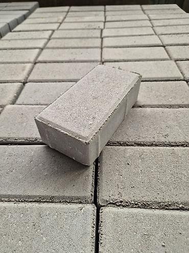 кунажын бишкек: Кирпич брусчатка, Унаа токтотуучу жай үчүн, Бетондон, Басылган, Жаңы, Кепилдиги, Коюу — 3