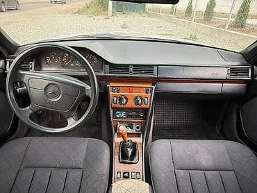 козырек 124: Mercedes-Benz E-Class: 1995 г., 2.8 л, Механика, Бензин, Седан — 8