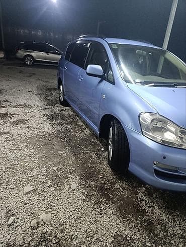 Продажа авто: Toyota Ipsum: 2004 г., 2.4 л, Газ, Минивэн — 8