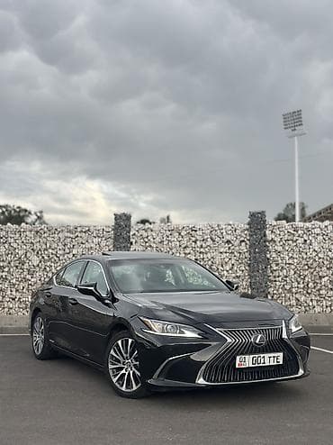 Lexus ES: 2021 г., 2.5 л, Автомат, Гибрид, Седан