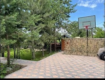 черная речка: 🏡 Продается уютный дом у реки Аламедин! . 💰 Цена: 275 000 сом. 📍 — 4