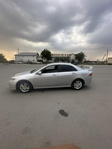 Унаа: Honda Accord: 2003 г., 2 л, Автомат, Бензин, Седан — 1