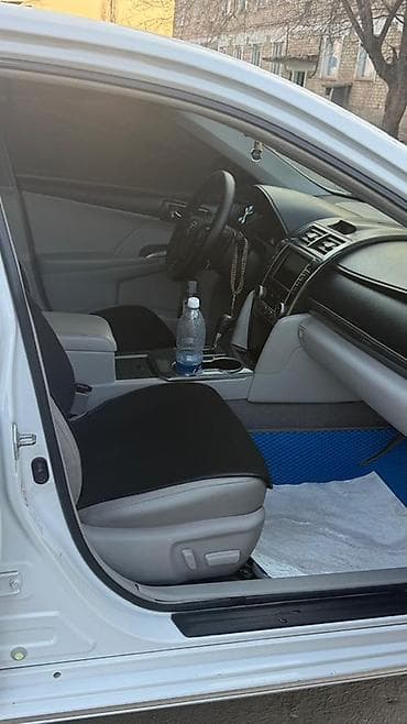 ct 200h: Toyota Camry: 2012 г., 2.5 л, Автомат, Гибрид, Седан — 2