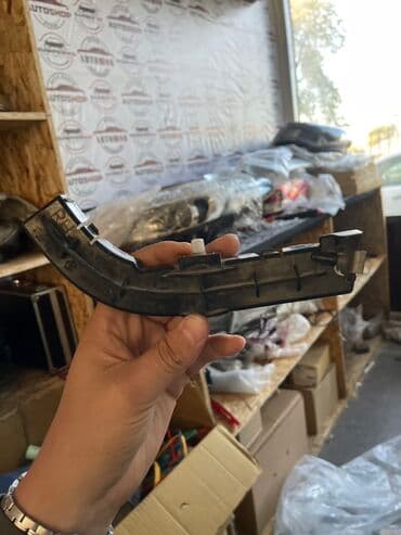 dodge challenger: Бампер Dodge, Б/у, Оригинал — 2