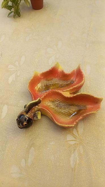 напольная ваза: Керамическая декоративная пепельница или конфетница «Золотая рыбка» — 1