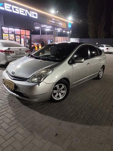 prius: Toyota Prius: 2005 г., 1.5 л, Вариатор, Гибрид, Лифтбек — 3