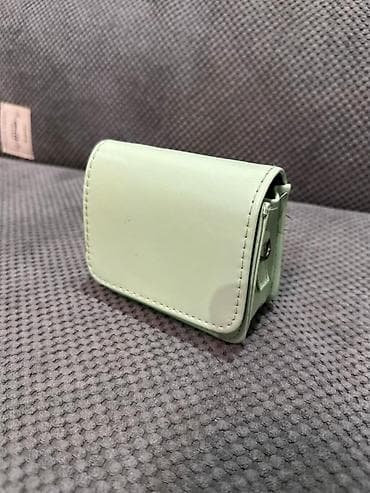 сумочка италия: Компактные кожаные чехлы-кошельки для наушников/мелочей. - Материал — 4