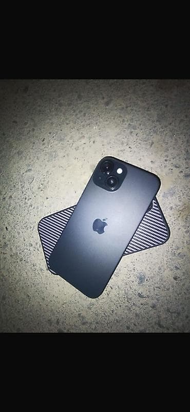 айфон теле: IPhone 15, Б/у, 128 ГБ, Черный, Чехол, 88 % — 2