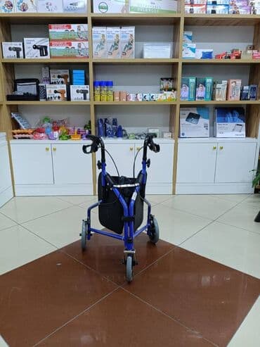 функциональная кровать для лежачих больных: Трёхколёсный ролатор Лёгкий и манёвренный трёхколёсный ролатор — — 7