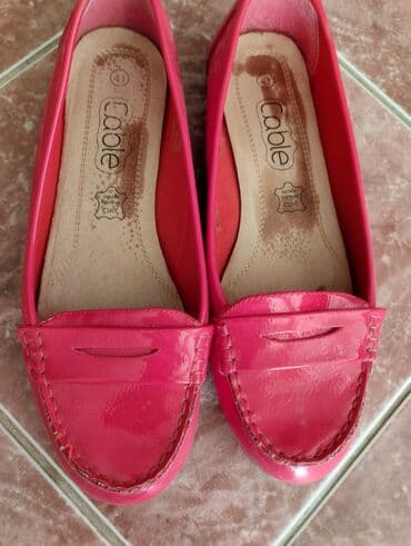 Продаю почти новые туфли из Европы