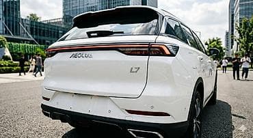 yuan plus byd: Dongfeng : 2025 г., Электромобиль, Кроссовер — 5
