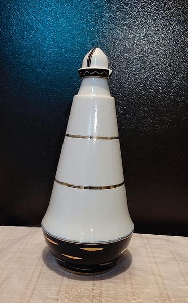 фляги дорого: ГРАФИНЫ, ( 1 литр )
продам
по 350 сом, за 1 шт — 2